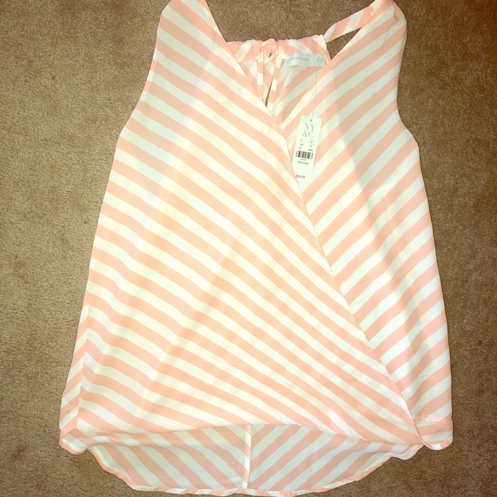 New York and company halter. White and pink size M